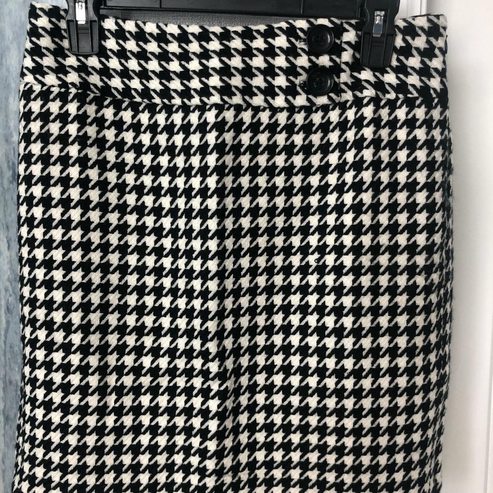 Ann Taylor will blend skirt size 4 EEUC
